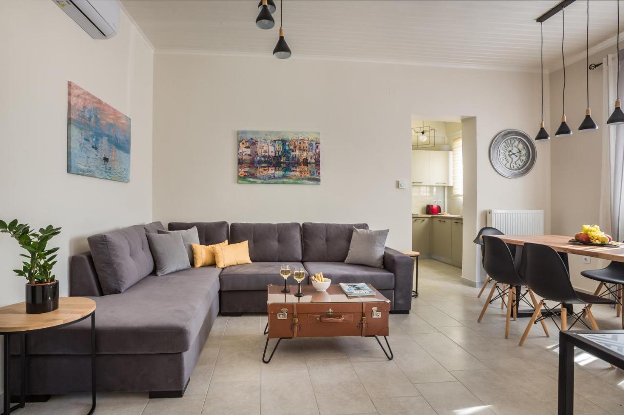 The Lagoon Luxury House アルゴストリオン エクステリア 写真